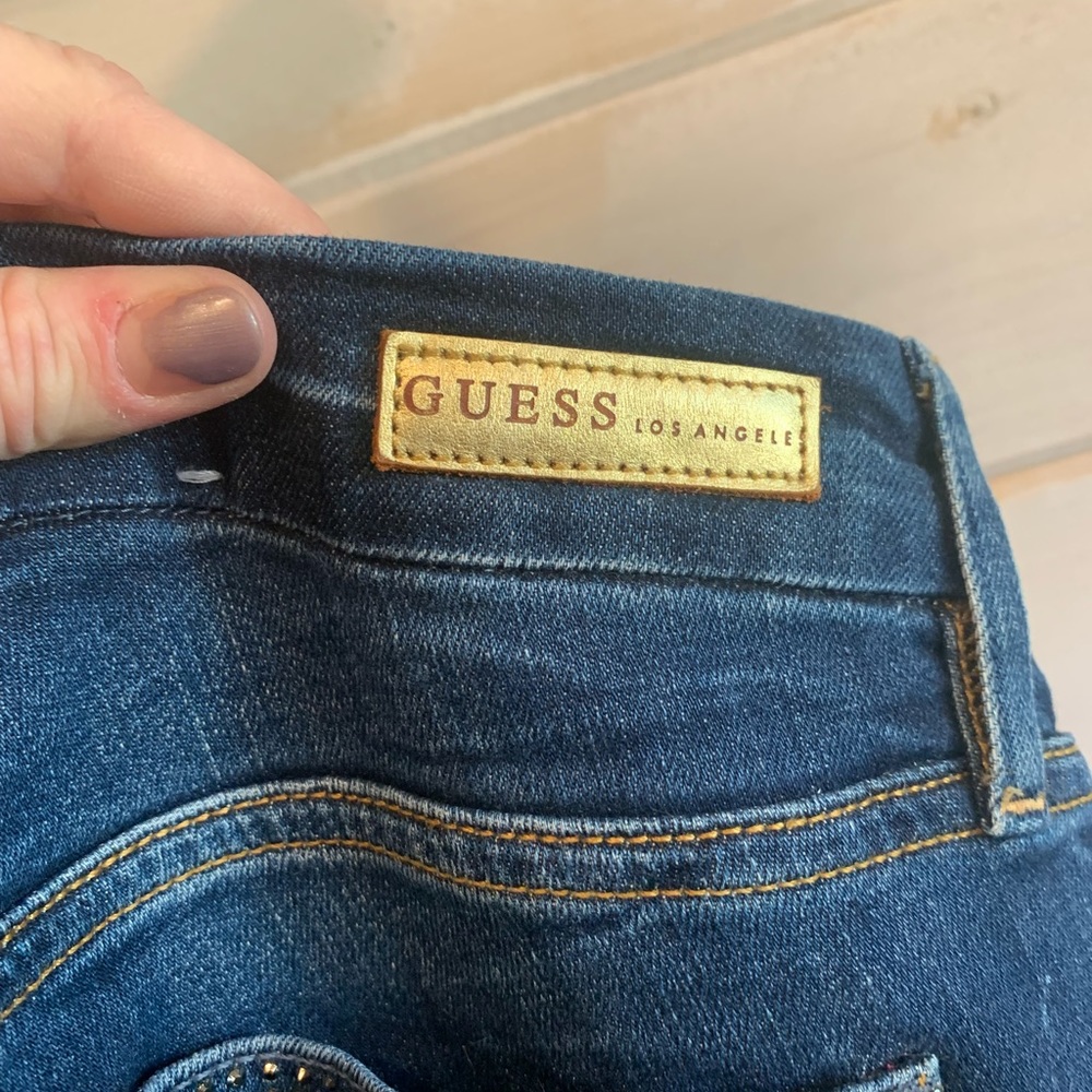 Guess | Los Angeles Power Curvy Mid Jeans - Picture 6 of 9